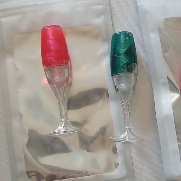 ❤️💚 lipgloss set - Picture 2 of 3